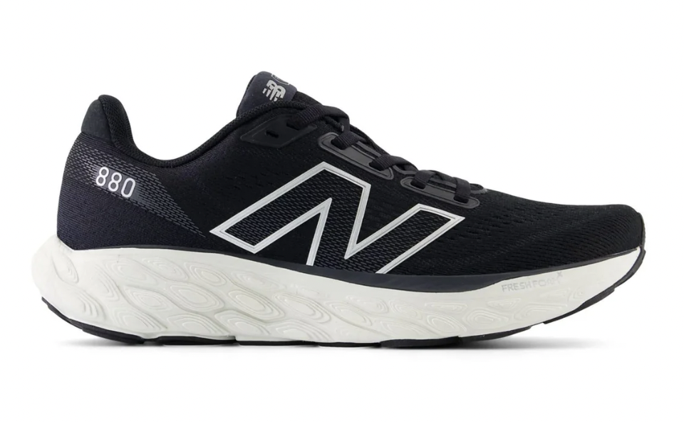 New Balance 880 V14 | Womens | Black White